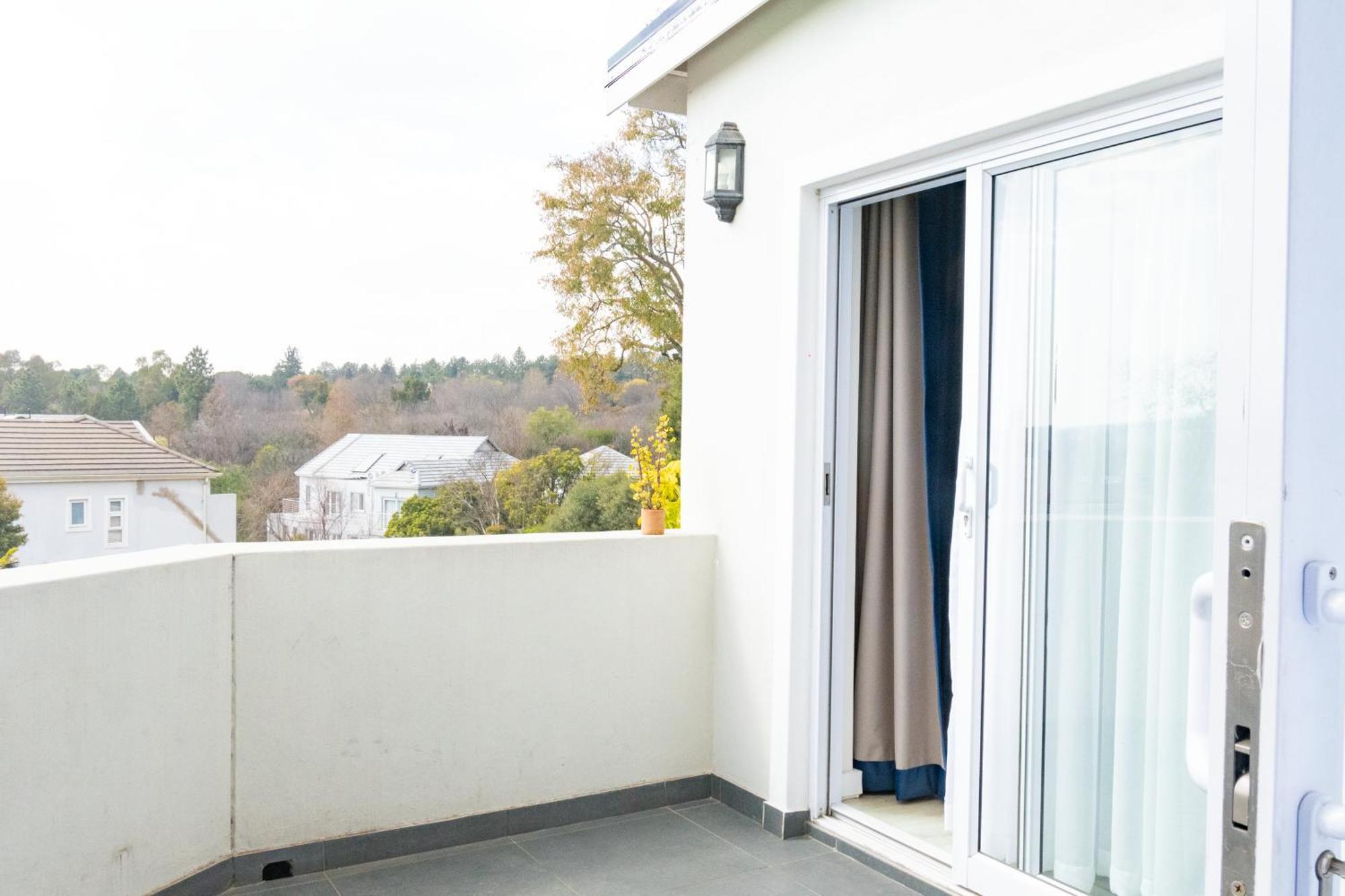 3 On Tessa Guesthouse Johannesburg Ngoại thất bức ảnh